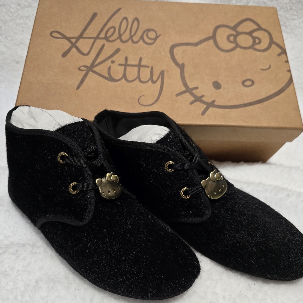 Hello Kitty Annie Lace-up Bootie